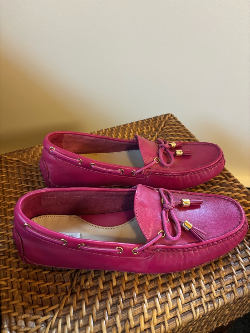 NWOT Cole Haan Pink Tassel Driving Loafers, size 8 - Picture 2 of 8